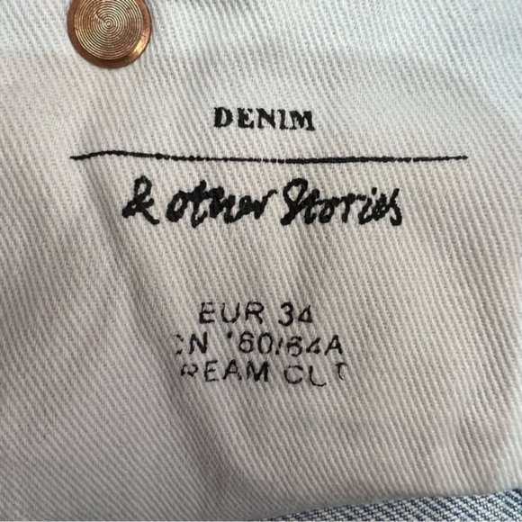 & Other Stories Dream Cut Light Wash Destroyed 100% Organic Cotton Jean Shorts - Picture 12 of 13
